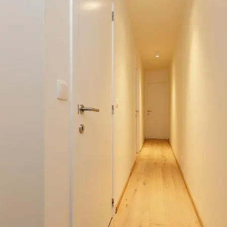 Renovated Apt On Perfect Location Just 1 Minute From Lippenslaan