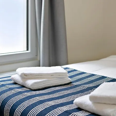 Renovated Apt On Perfect Location Just 1 Minute From Lippenslaan *